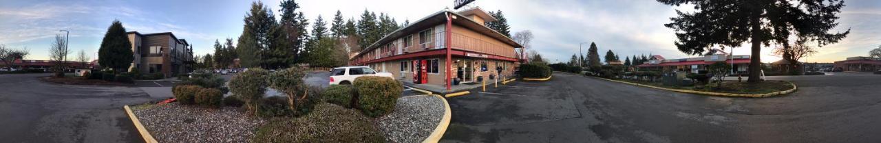 Smokey Point Motor Inn Арлингтън Екстериор снимка